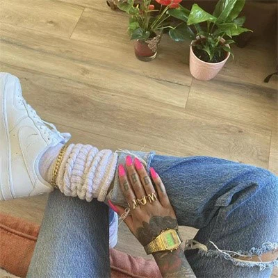 slouch socks-1 slouch socks-1